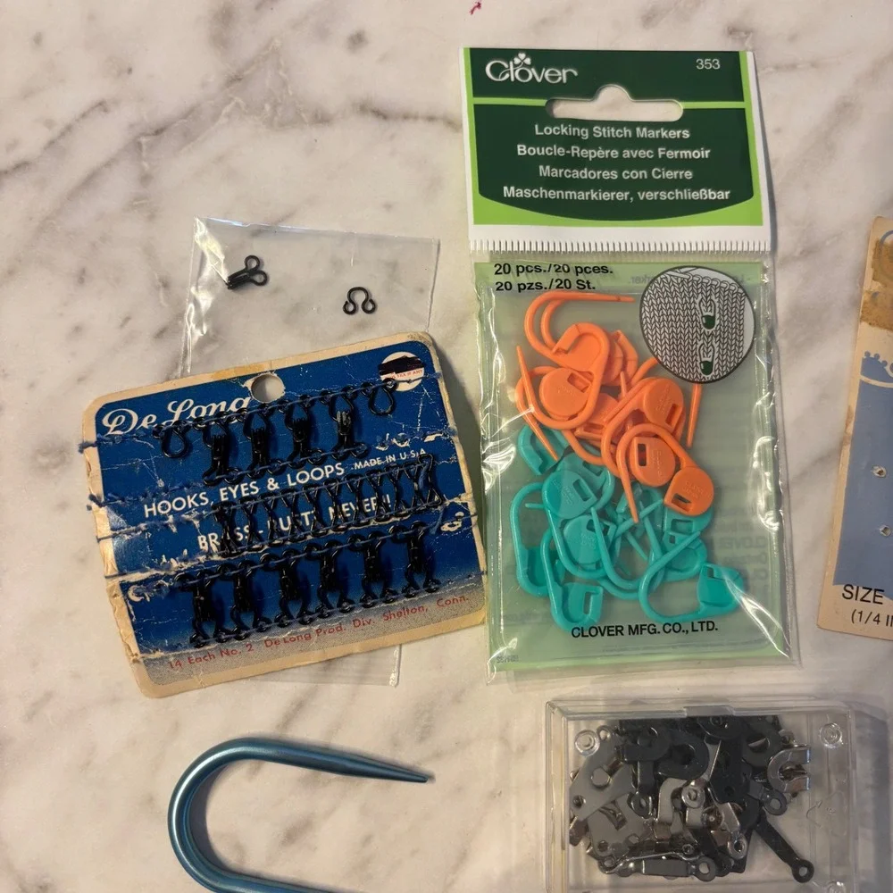 Sewing Notions Lot Clover Stitch Markers Vintage De Long Hooks Scovill Snaps